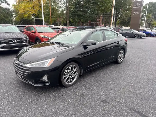 2019 Hyundai Elantra - $11,618