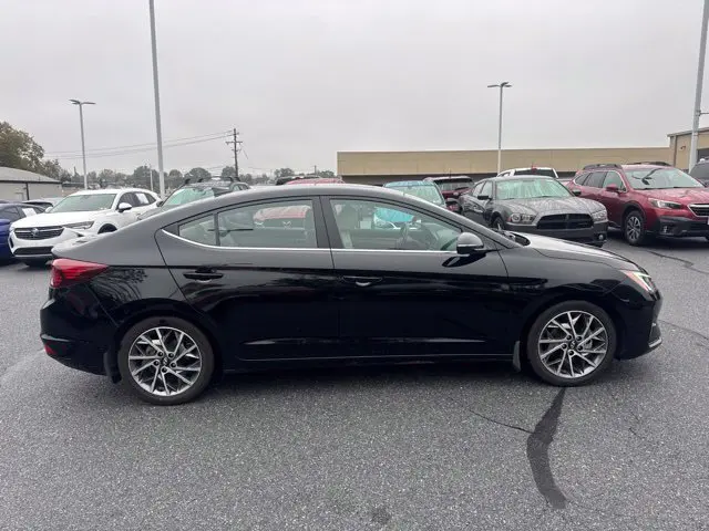 2019 Hyundai Elantra - $11,618
