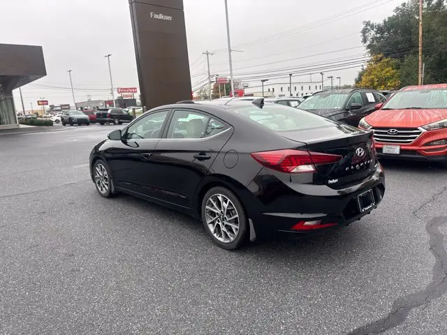 2019 Hyundai Elantra - $11,618