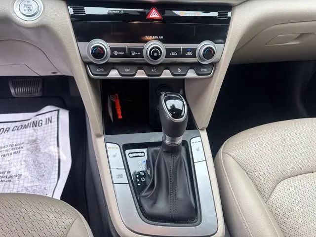 2019 Hyundai Elantra - $11,618