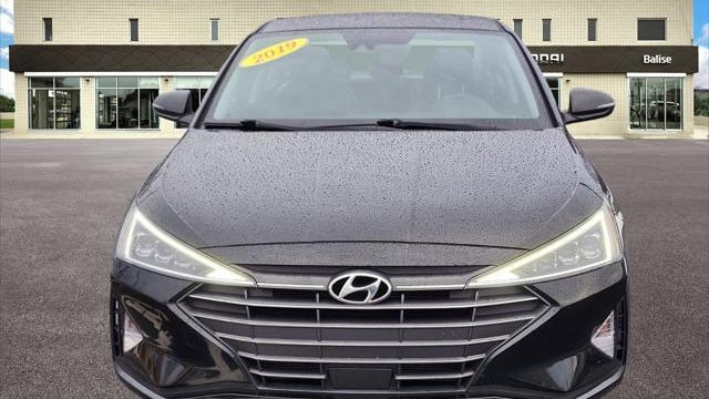 2019 Hyundai ELANTRA Limited