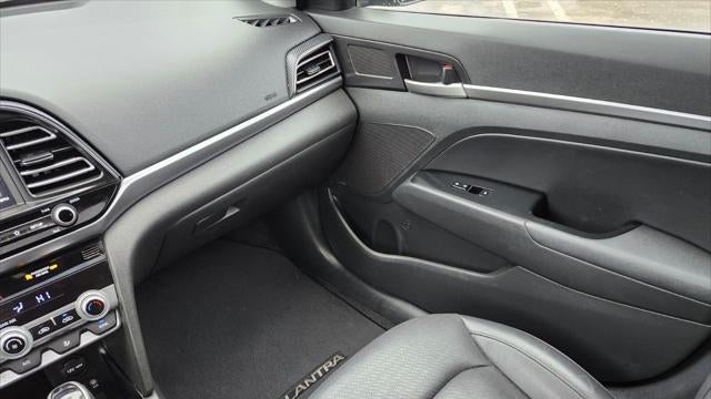 2019 Hyundai ELANTRA Limited