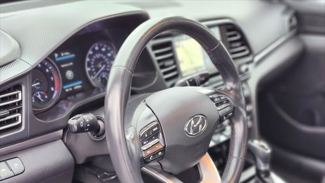 2019 Hyundai ELANTRA Limited