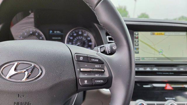 2020 Hyundai ELANTRA Limited