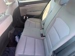 2017 Elantra Thumbnail 9