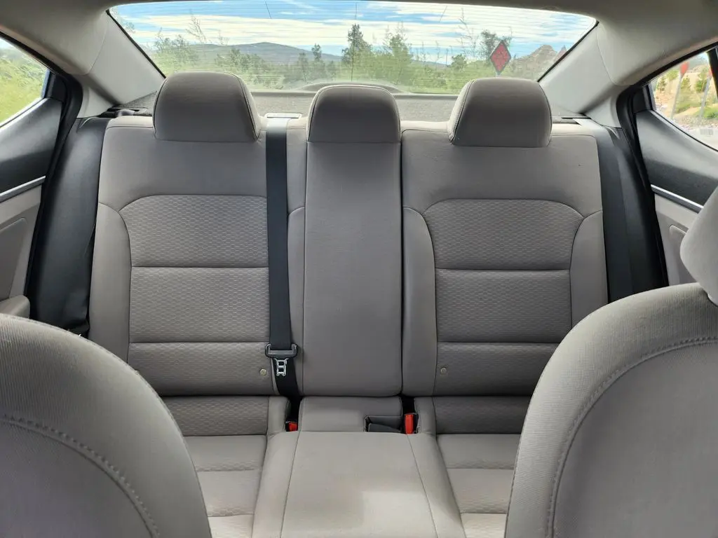 2019 Hyundai Elantra - $14,436