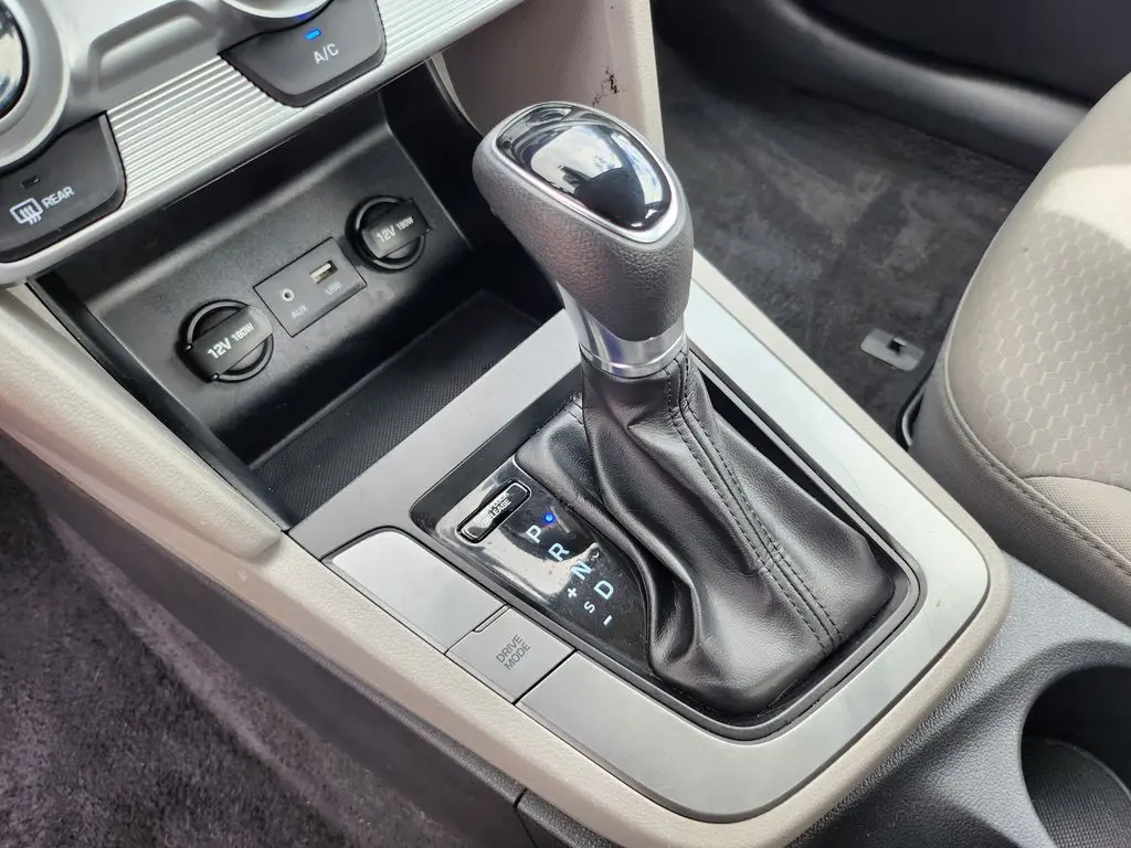 2019 Hyundai Elantra - $14,436
