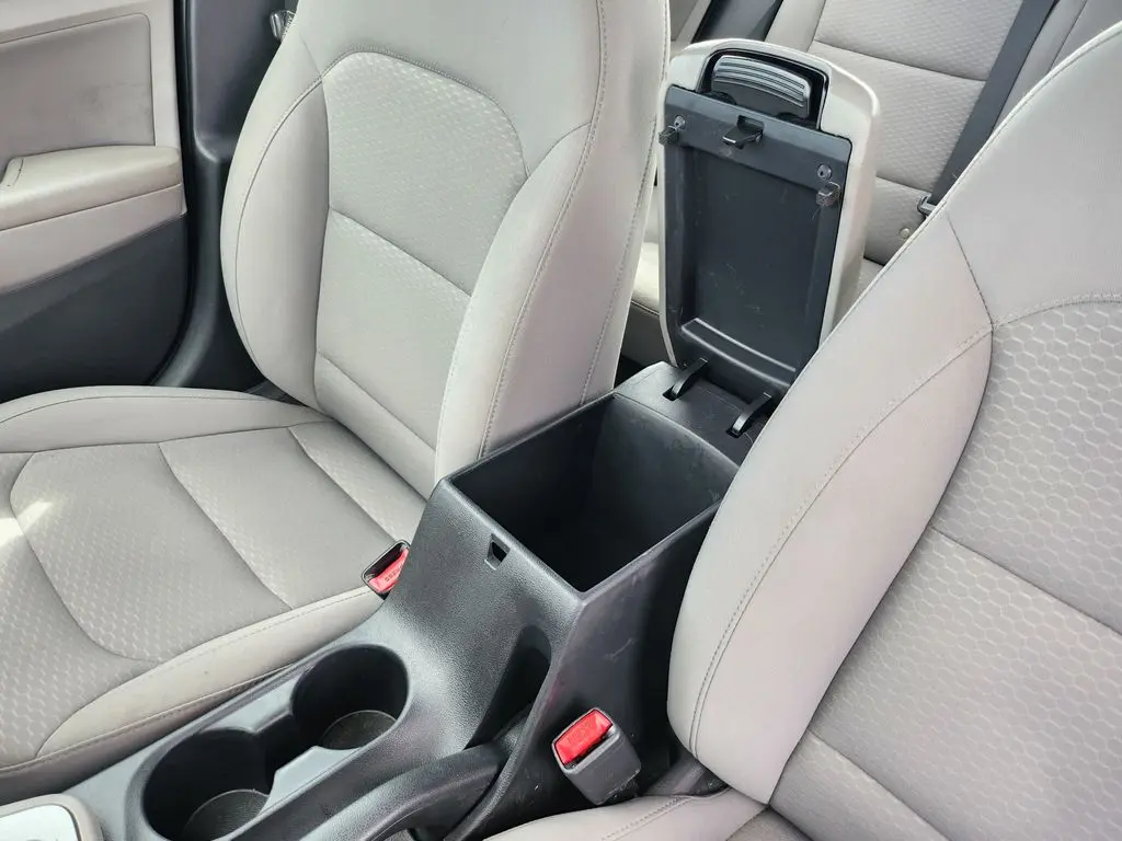 2019 Hyundai Elantra - $14,436