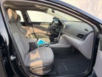 2019 Elantra Thumbnail 12