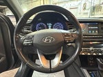 2019 Elantra Thumbnail 17