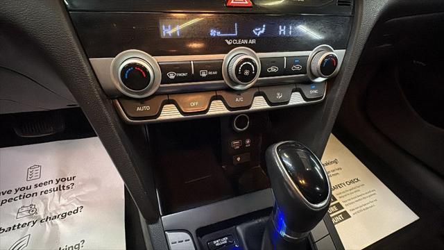 2019 Hyundai ELANTRA Limited
