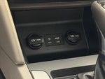 2020 Elantra Thumbnail 24