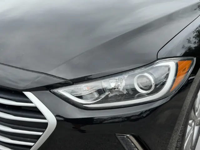 2018 Hyundai Elantra - $6,382