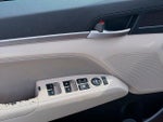 2020 Elantra Thumbnail 14