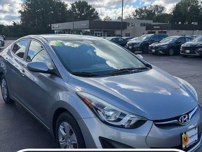 2016 Hyundai Elantra SE 4DR Sedan 6M