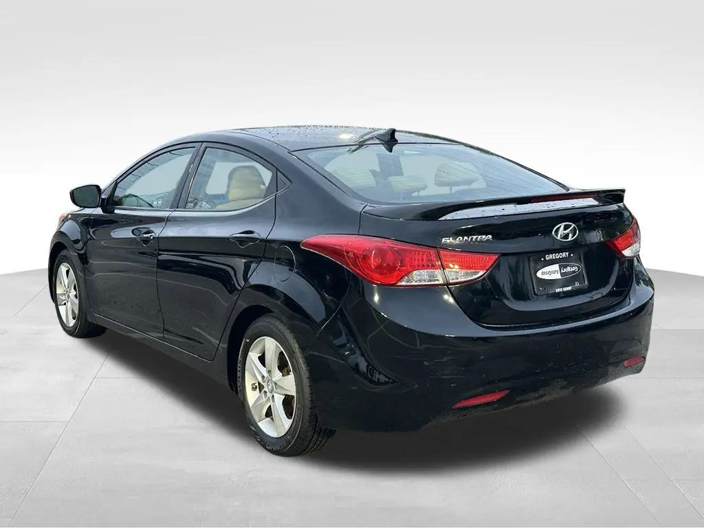 2013 Hyundai Elantra - $6,953
