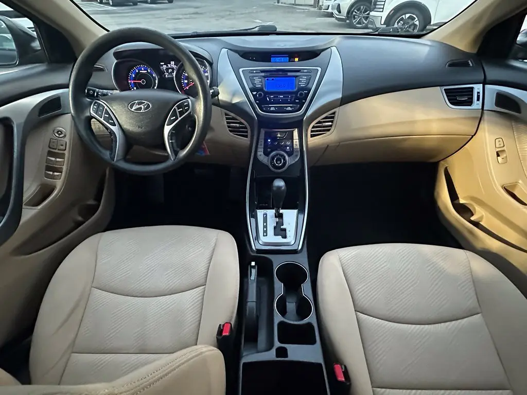 2013 Hyundai Elantra - $6,953