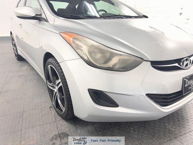2013 Hyundai Elantra - $6,992