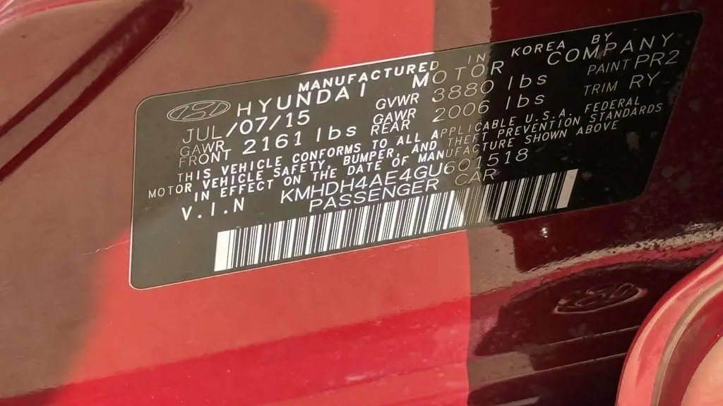 2016 Hyundai ELANTRA SE