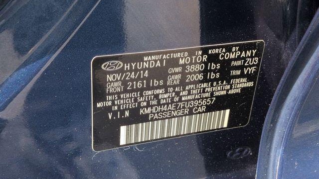 2015 Hyundai ELANTRA SE