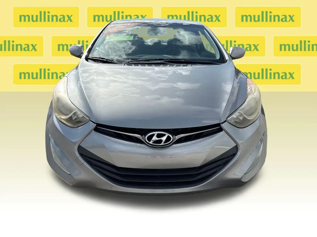 2013 Hyundai Elantra - $6,901