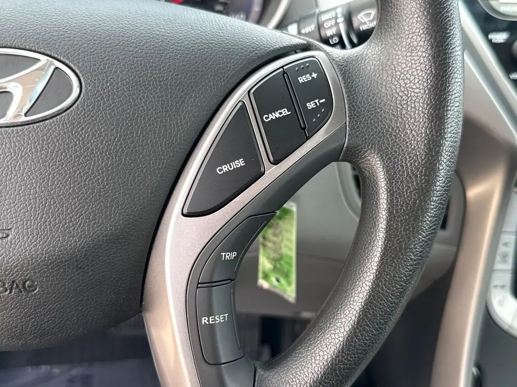 2013 Hyundai Elantra - $6,901