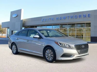 Photo of a 2017 Hyundai Sonata Hybrid SE 4DR Sedan for sale