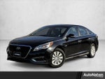 2016 SONATA Hybrid Thumbnail 1