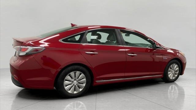 2016 Hyundai SONATA Hybrid SE