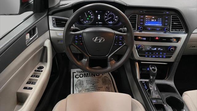 2016 Hyundai SONATA Hybrid SE