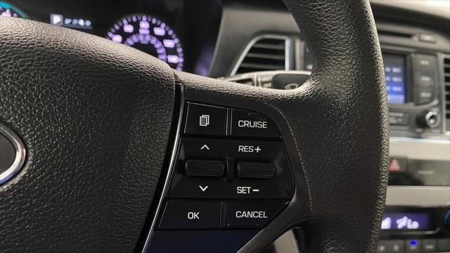 2016 Hyundai SONATA Hybrid SE