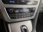 2016 SONATA Hybrid Thumbnail 16