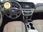 2016 SONATA Hybrid Thumbnail 15