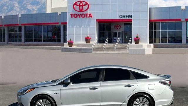 2016 Hyundai SONATA Hybrid SE