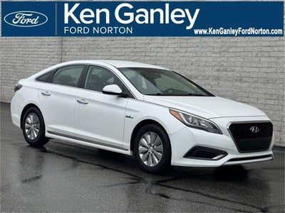 Photo of a 2017 Hyundai Sonata Hybrid SE 4DR Sedan for sale