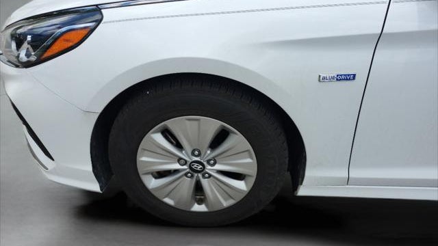 2019 Hyundai SONATA Hybrid SE