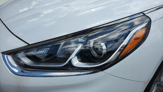2019 Hyundai SONATA Hybrid SE