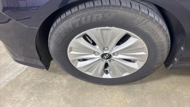 2019 Hyundai SONATA Hybrid SE