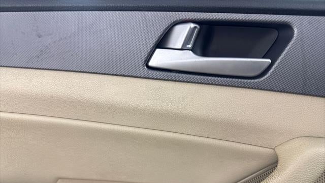 2019 Hyundai SONATA Hybrid SE