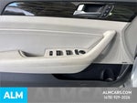 2017 SONATA Hybrid Thumbnail 9