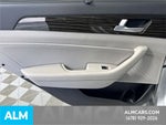 2017 SONATA Hybrid Thumbnail 20