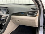 2016 SONATA Hybrid Thumbnail 18