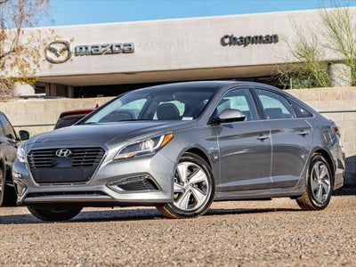 Photo of a 2017 Hyundai Sonata Hybrid Limited 4DR Sedan for sale