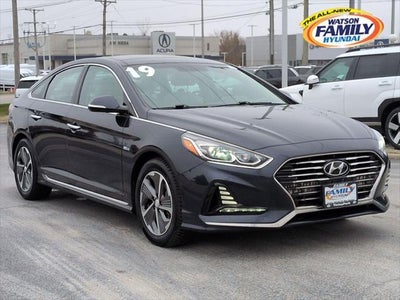 Photo of a 2019 Hyundai Sonata Hybrid Limited 4DR Sedan for sale