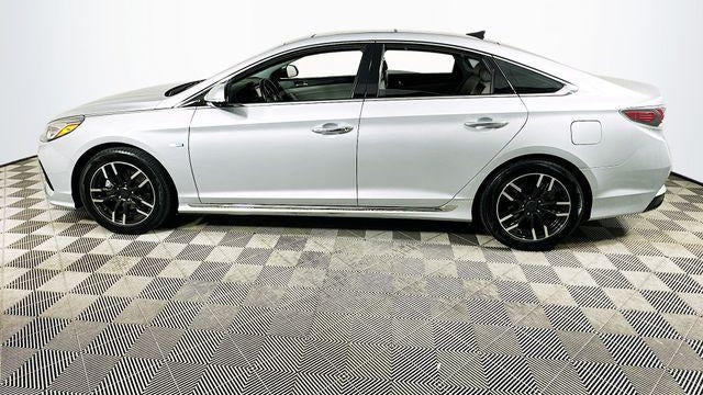 2019 Hyundai SONATA Hybrid Limited