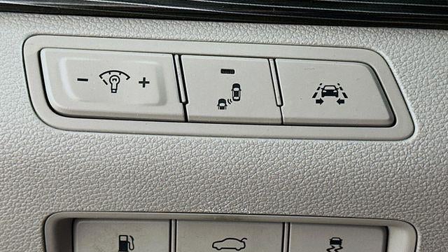 2019 Hyundai SONATA Hybrid Limited