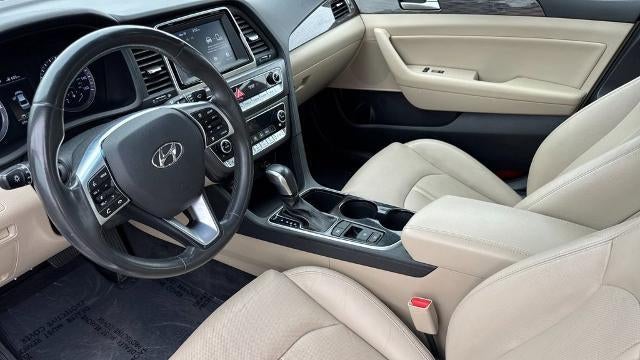 2019 Hyundai SONATA Hybrid Limited