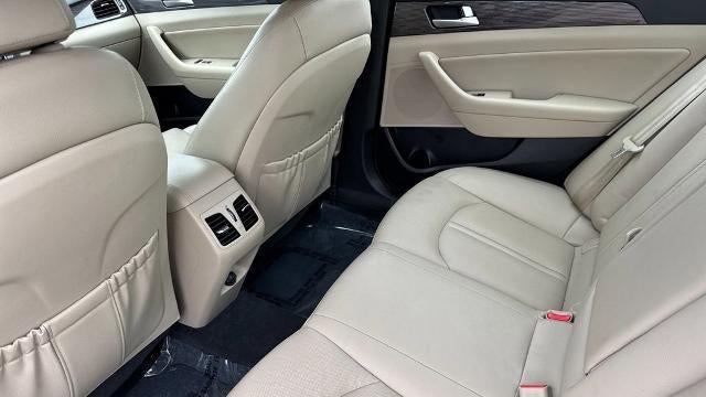 2019 Hyundai SONATA Hybrid Limited