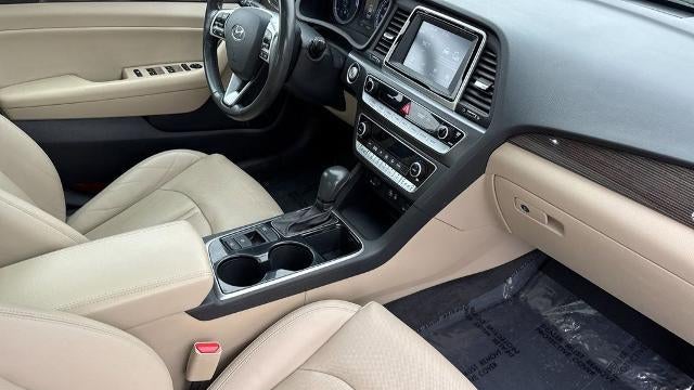 2019 Hyundai SONATA Hybrid Limited