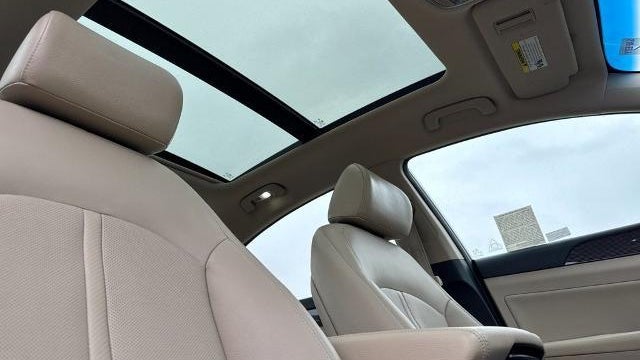 2019 Hyundai SONATA Hybrid Limited